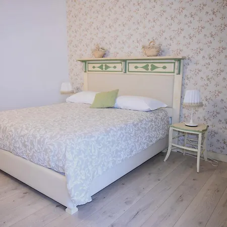 Bed & Breakfast Etna Casa Del Sole