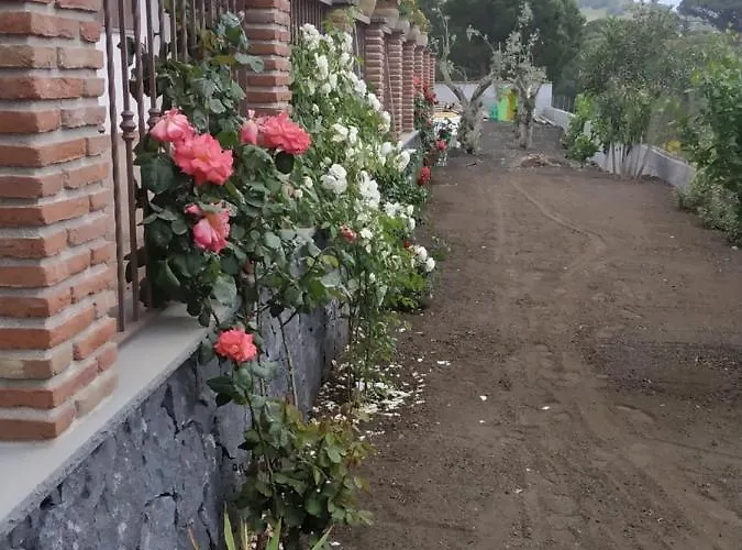 Etna Casa Del Sole Frühstückspension
